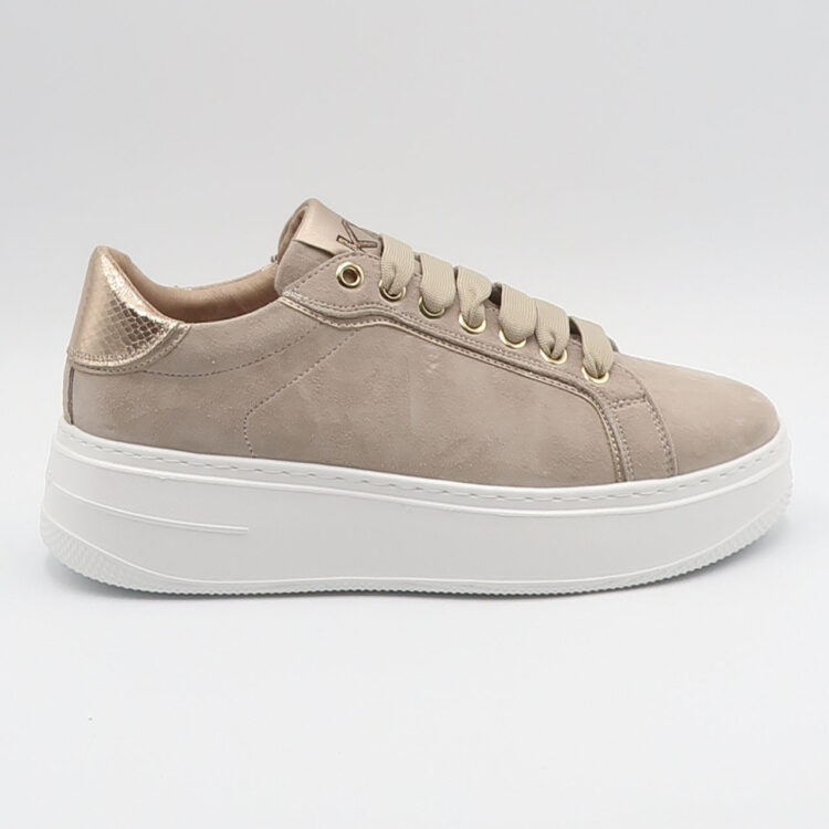 Sneaker k9883 in camoscio - Cipria